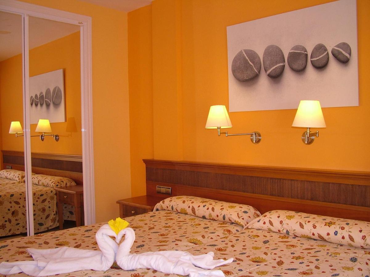 Aparthotel El Cerrito Playa Cancajos.- BreNa Baja  Esterno foto